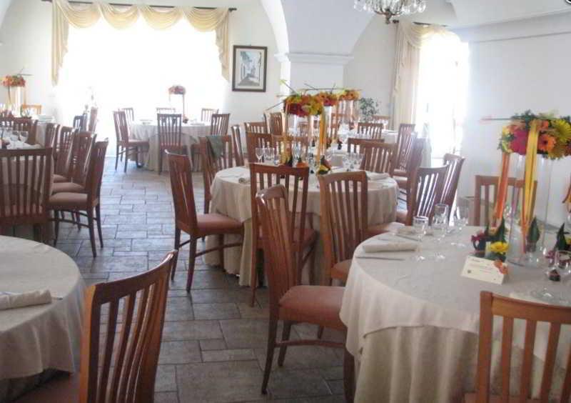 Antica Masseria Li Sauli Hotel 3*
