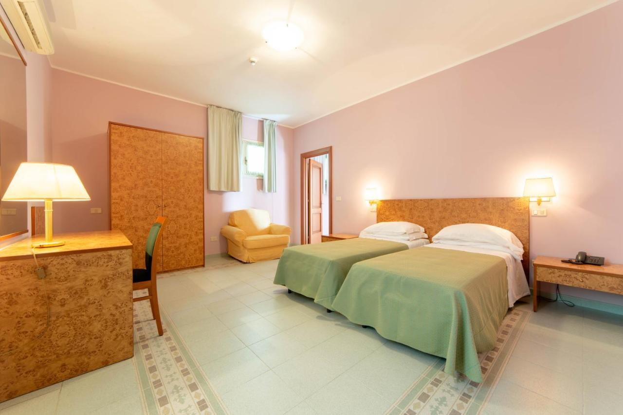 Antica Masseria Li Sauli Hotel